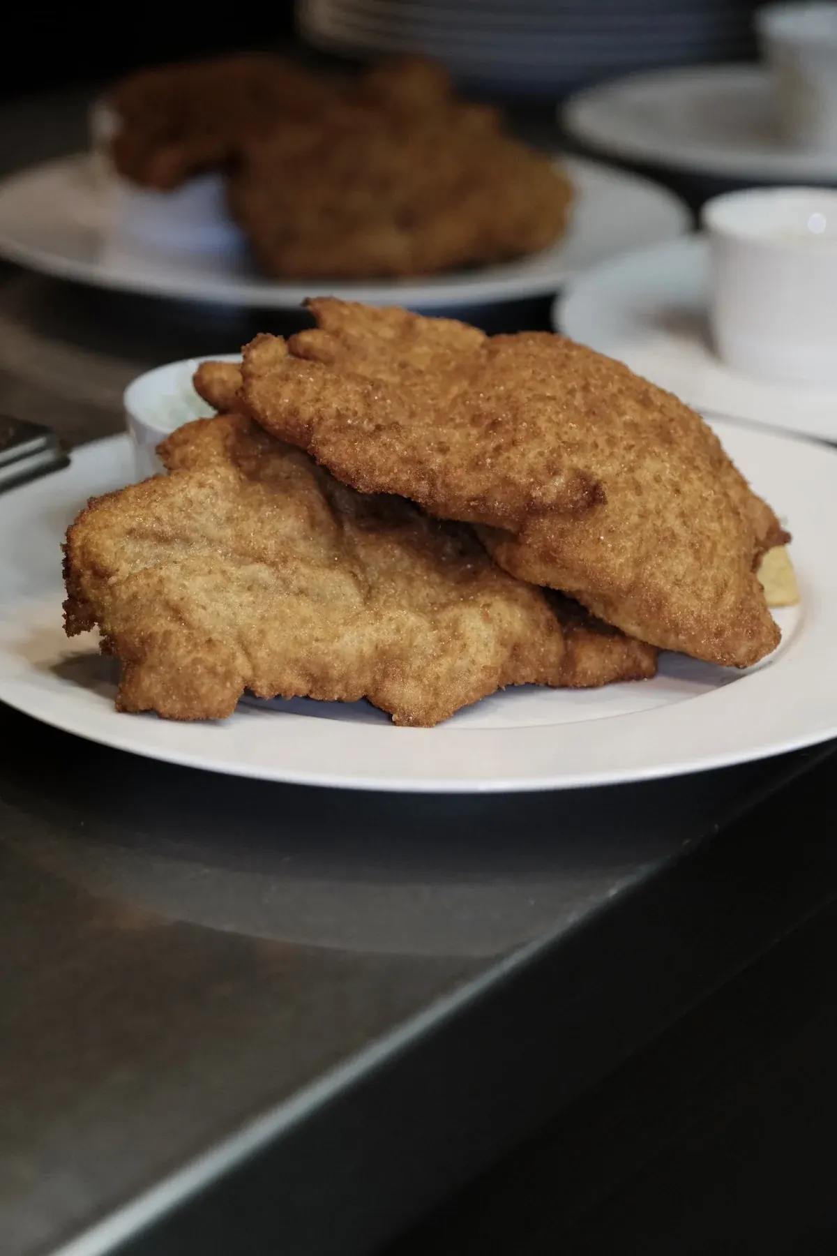 Paniertes Schnitzel vom hessischen Milchkalb